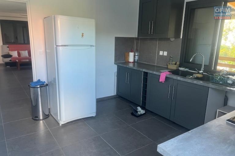 Location villa F5 meubl&eacute;e &ndash; Vue agr&eacute;able &agrave; L&rsquo;&Eacute;tang-Sal&eacute; les Hauts