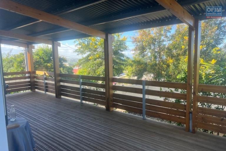 Location villa F5 meubl&eacute;e &ndash; Vue agr&eacute;able &agrave; L&rsquo;&Eacute;tang-Sal&eacute; les Hauts