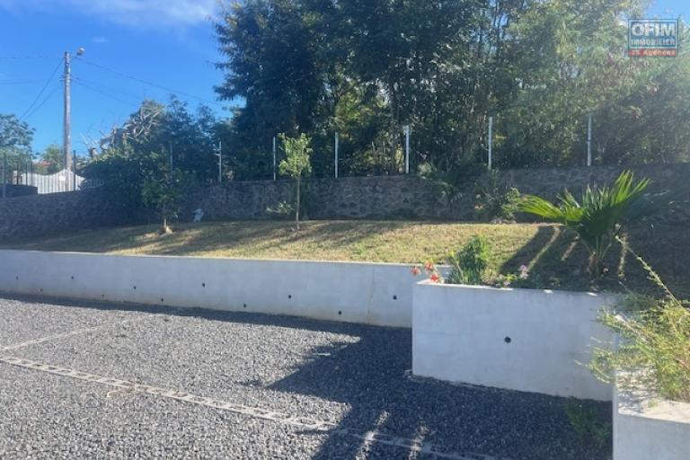 Location villa F5 meubl&eacute;e &ndash; Vue agr&eacute;able &agrave; L&rsquo;&Eacute;tang-Sal&eacute; les Hauts