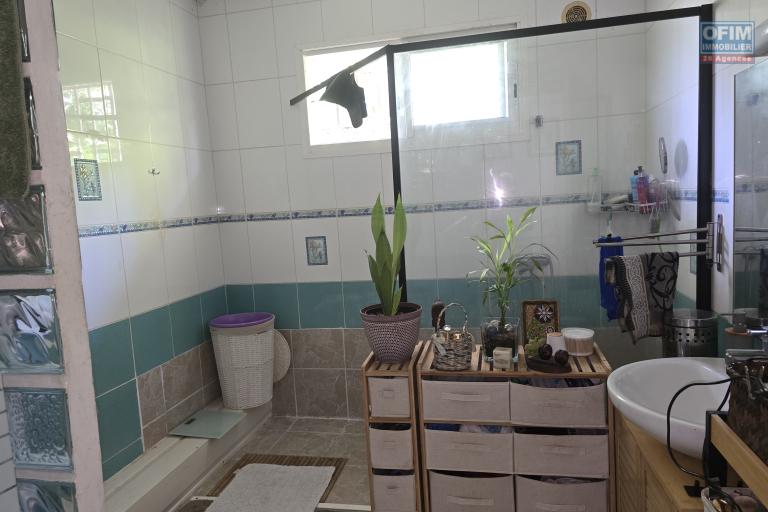 &Agrave; Vendre &ndash; Charmante Maison Cr&eacute;ole de 130 m&sup2; en Plain‑Pied, Proche de la Mer