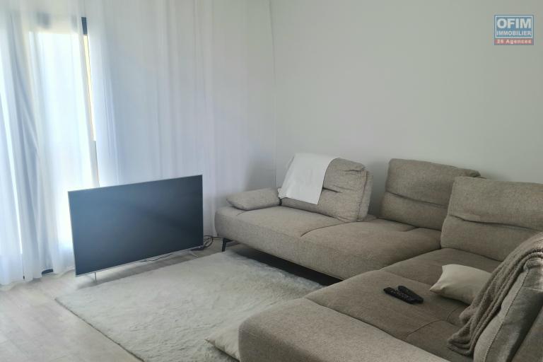 A vendre bel appartement T3 (investissement locatif) de 79m2 avec parking R&eacute;sidence Kaloupil&eacute; &agrave; Beaus&eacute;jour