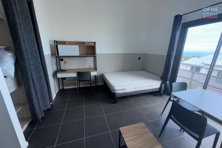 A louer studios neufs pour &eacute;tudiants , MEUBLE ET EQUIPE,  haut de gamme le tampon centre ville