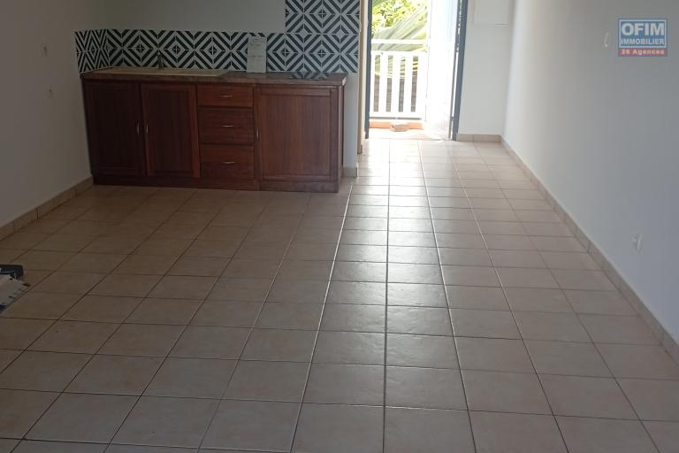 A LOUER APPARTEMENT F1 BIS DE 46 M2 A LA SALINE LES BAINS