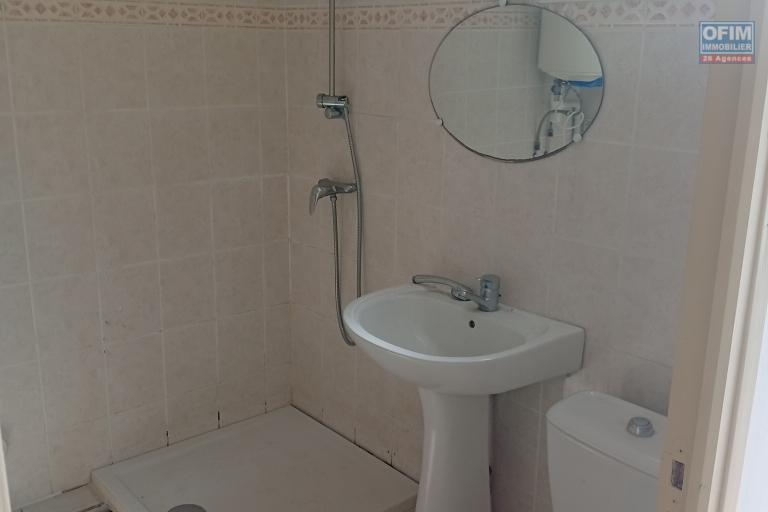 A LOUER APPARTEMENT F1 BIS DE 46 M2 A LA SALINE LES BAINS