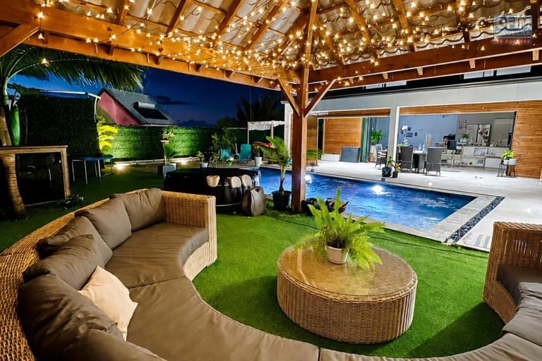 VILLA CONTEMPORAINE D&rsquo;EXCEPTION &ndash; ENTRE CIEL, MER ET LUMI&Egrave;RE &agrave; SANS SOUCI 97411