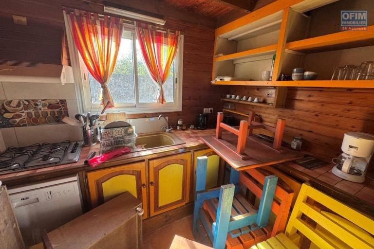 A louer charmante villa tout en bois de type F4 - secteur Bois Court