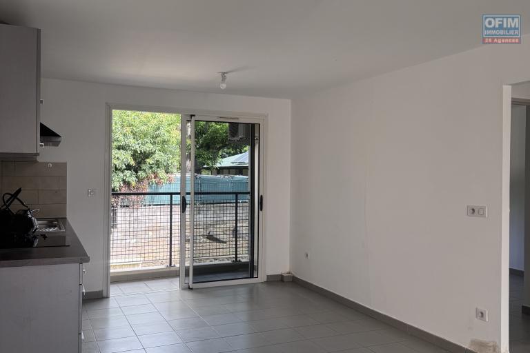 A louer très bel appartement F3 sur la résidence COQUELICOTS 4 à Sainte Clotilde.