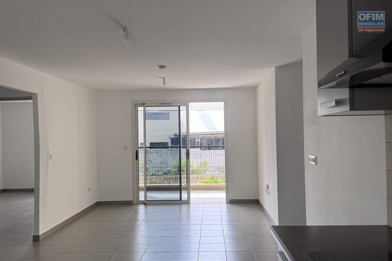 A louer très bel appartement F3 sur la résidence COQUELICOTS 4 à Sainte Clotilde.