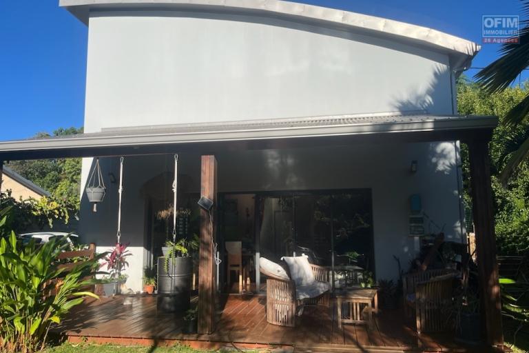 Villa F5 duplex avec piscine