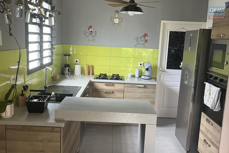 Villa F5 duplex avec piscine