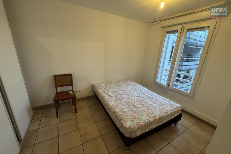 A louer joli appartement F2 MEUBLE au centre ville du Tampon