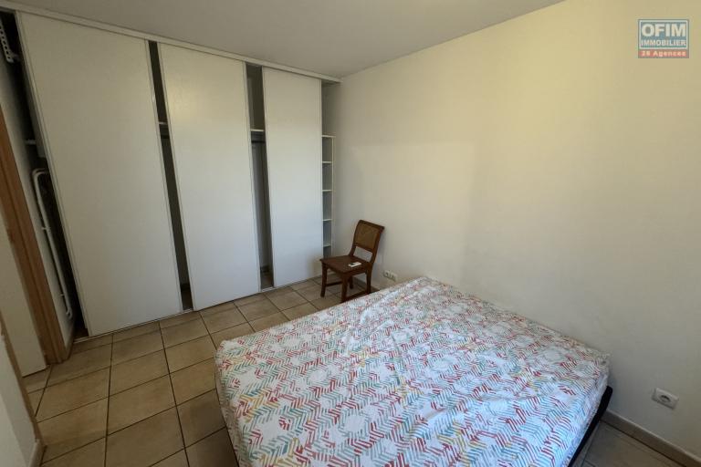 A louer joli appartement F2 MEUBLE au centre ville du Tampon