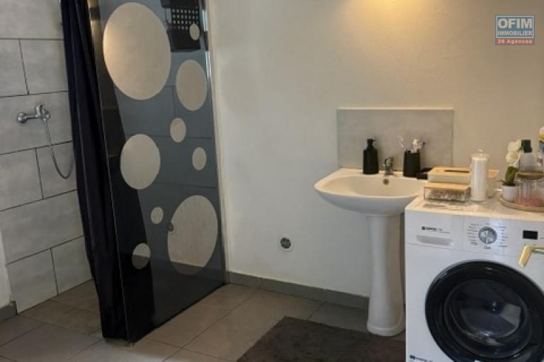 A LOUER Maison de type F2 sur SAINT-GILLES LES HAUTS à 700 euros!!