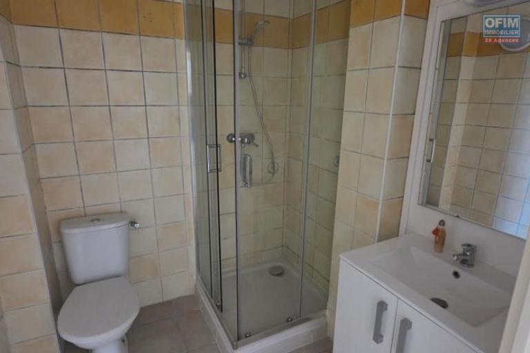 A louer joli appartement F2 d'environ 38 m² le Tampon