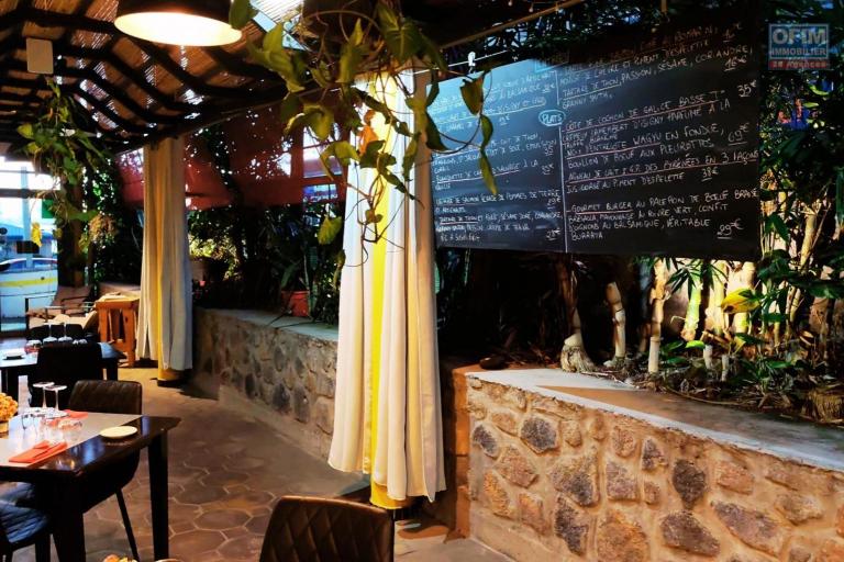 A VENDRE | Fonds de commerce d'un restaurant unique au centre ville du Tampon à 199 900€