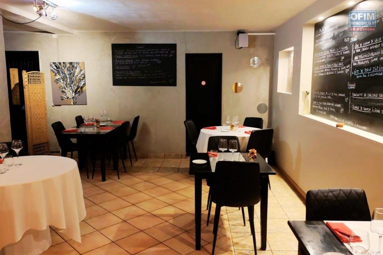 A VENDRE | Fonds de commerce d'un restaurant unique au centre ville du Tampon à 199 900€