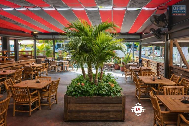 A VENDRE | Restaurant avec Terrasse, Place du March&eacute; &agrave; Saint les Bains &agrave; 199 000&euro;