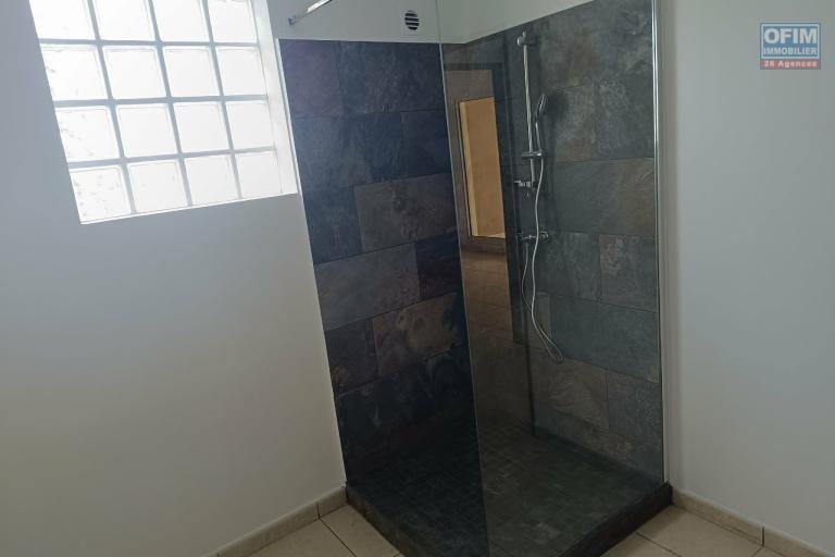 Appartement T3 en duplex à deux pas du centre ville du Tampon