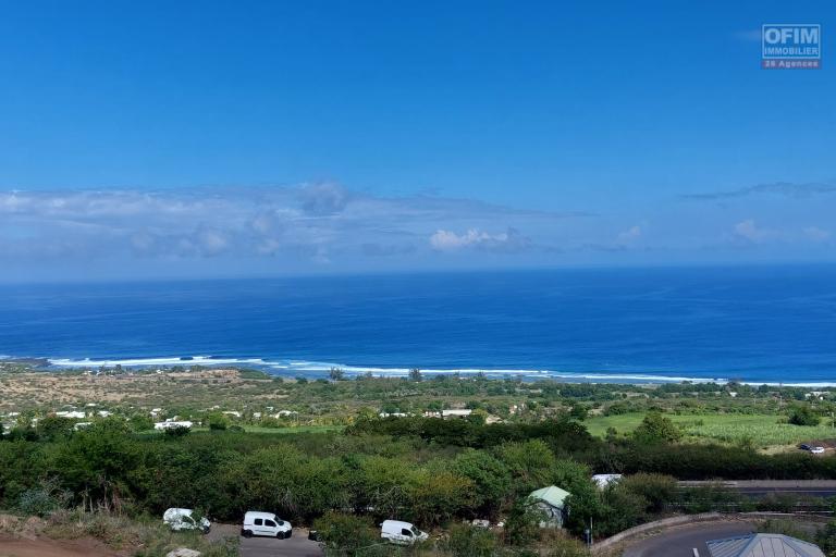 A louer T3 spacieux avec vue mer à Saint Leu Stella - Une vue mer imprenable