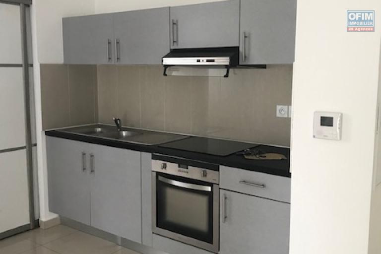 A Vendre ce beau F3 d'une surface de 62.96m2 sur la résidence PALMEA à Sainte Clotilde.