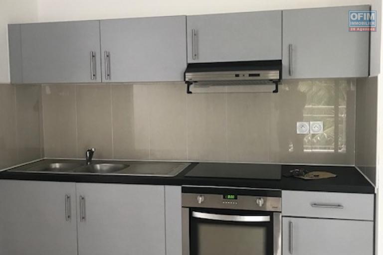 A Vendre ce beau F3 d'une surface de 62.96m2 sur la résidence PALMEA à Sainte Clotilde.