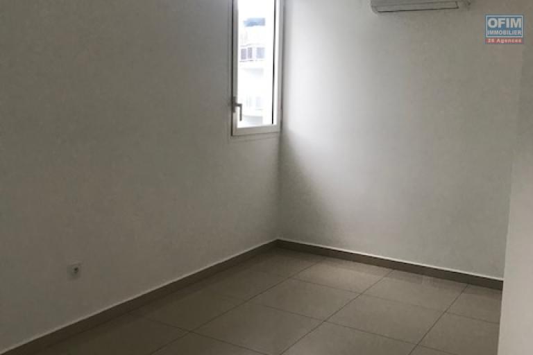 A Vendre ce beau F3 d'une surface de 62.96m2 sur la résidence PALMEA à Sainte Clotilde.