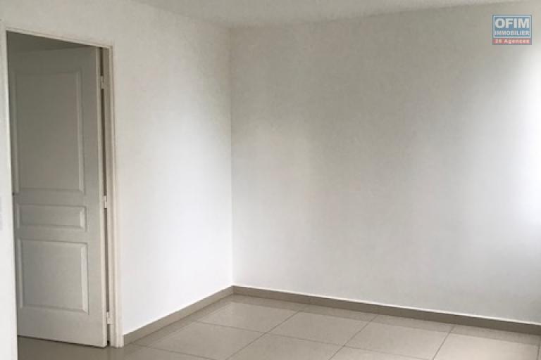 A Vendre ce beau F3 d'une surface de 62.96m2 sur la résidence PALMEA à Sainte Clotilde.