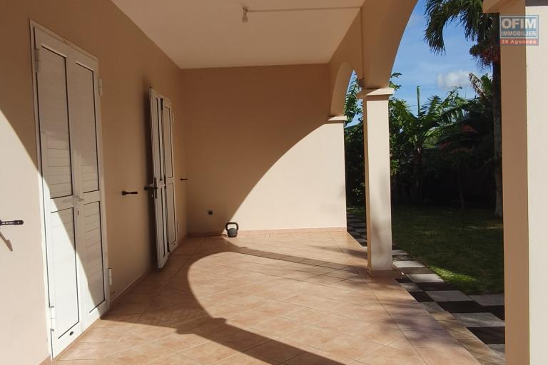 Villa F4/F5 de 150 m2 à étage - Terrasse