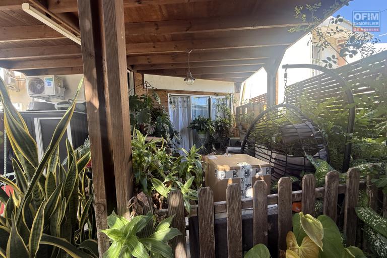 A vendre maison T4 mitoyenne proche centre ville du Port