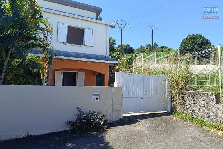 Villa 3 chambres en duplex dans résidence avec vue mer Ravine des Cabris