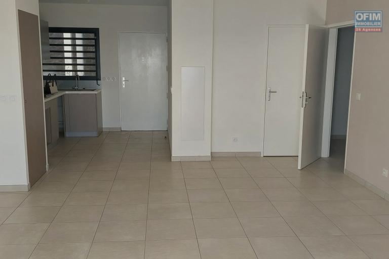 A louer appartement T2 récent à St Leu Stella