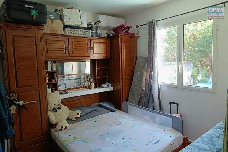 Appartement 3 chambres avec jardin de 200 m2 &agrave; la Ravine des Cabris