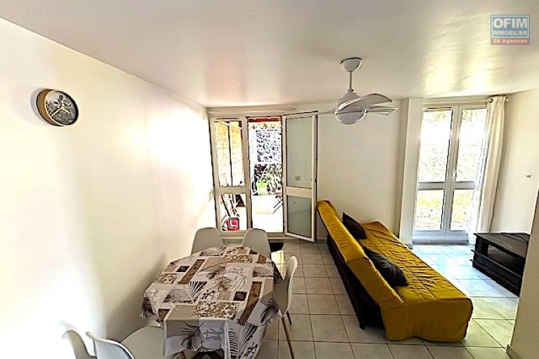 A louer beau T3 meublé avec varangue et jardin dans la residence Les Huppes de bourbon à La Montagne