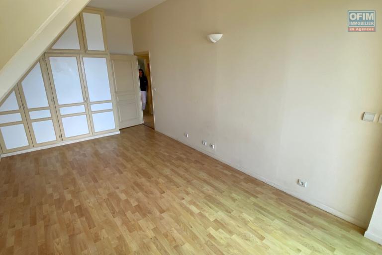 A louer à La Montagne belle maison T5 dans le lotissement les Filaos