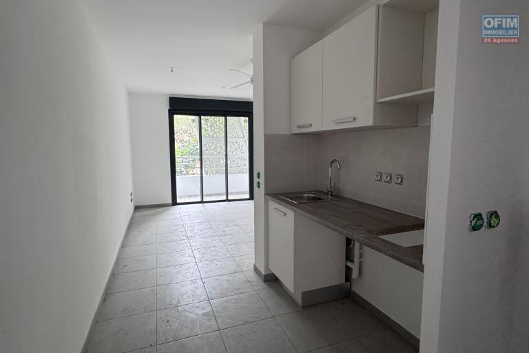 A louer bel appartement NEUF de type F1 sur la résidence ARTY à Sainte Clotilde LA BRETAGNE