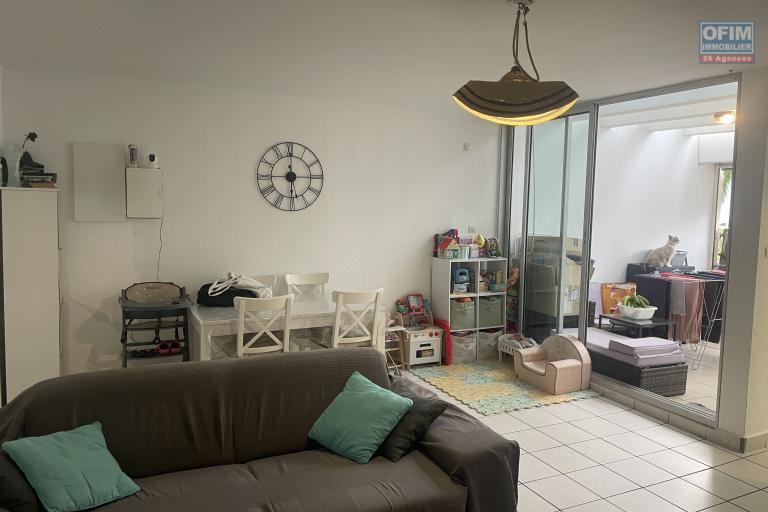 À VENDRE T3 DUPLEX EN REZ DE CHAUSSEE 69 M2 BOUCAN CANOT RÉSIDENCE ODYSSEAN - Séjour