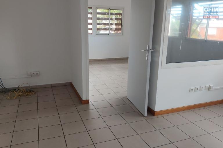 À LOUER – Bureau professionnel de 70 m² à Trois Mares - Le Tampon