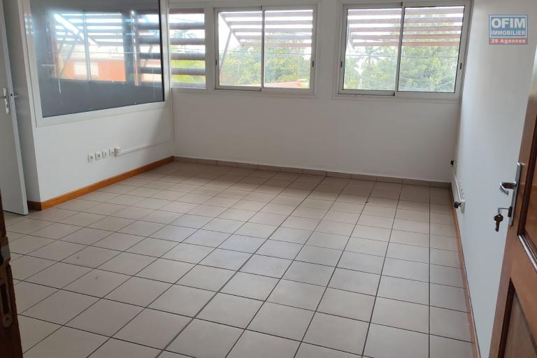 À LOUER – Bureau professionnel de 70 m² à Trois Mares - Le Tampon