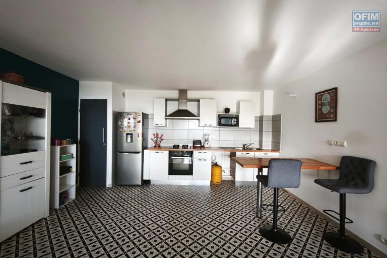 A louer bel et grand appartement T3 meublé avec jardin, chemin Vandas à La Montagne