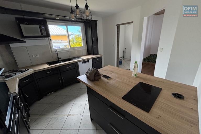 A louer belle maison T4 avec piscine, chemin du Colorado, à La Montagne, vue mer et Golf,