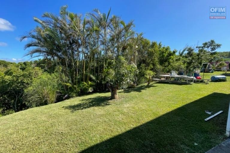 Une jolie villa meublée et arborée à Bassin Martin St Pierre île de la Réunion