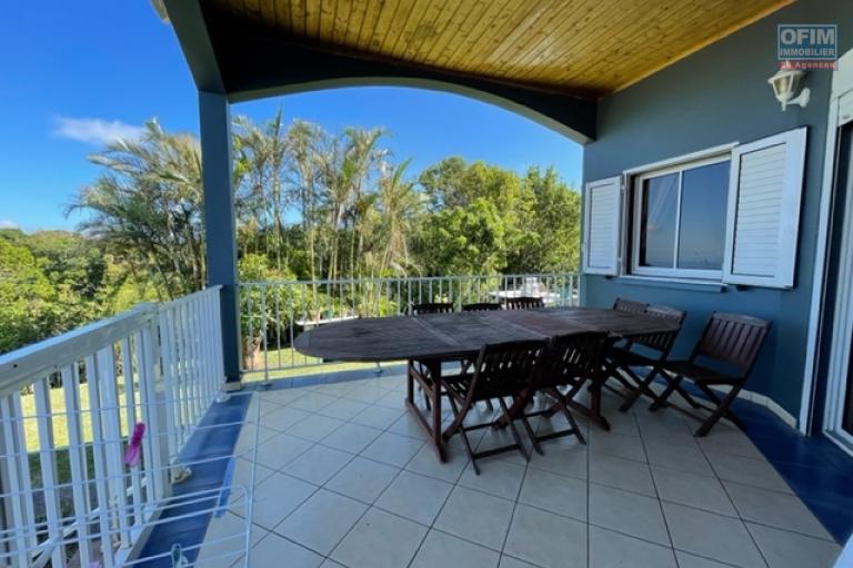 Une jolie villa meublée et arborée à Bassin Martin St Pierre île de la Réunion