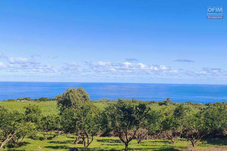 A louer jolie Villa F4 neuve avec vue mer à Petite-Ile