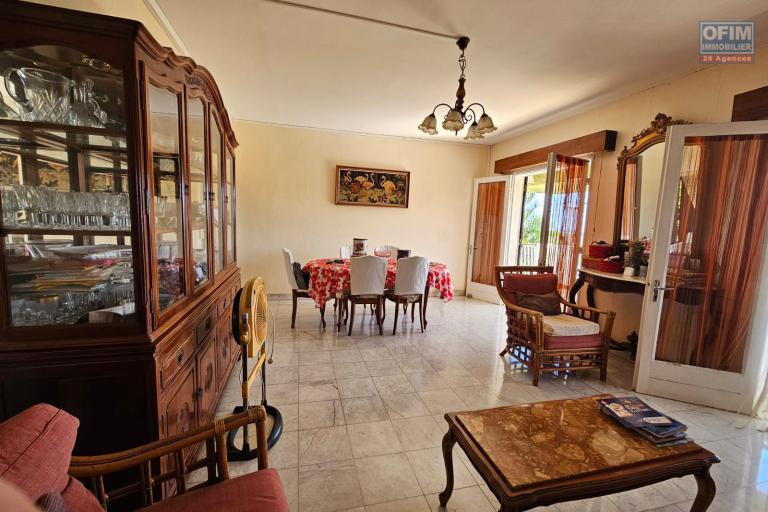 Maison familiale &agrave; Montgaillard avec vue mer de 111,6 m&sup2; habitables sur un terrain de 570 m&sup2;
