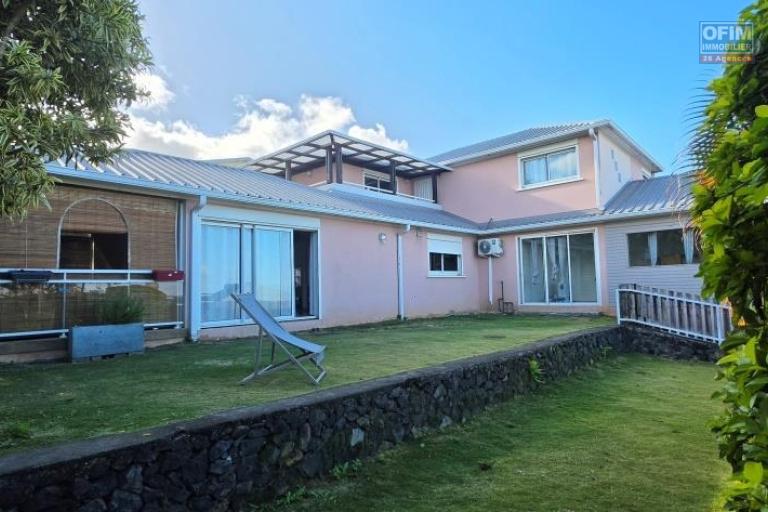 A louer sublime villa MEUBLE de type F7- prestations haut de gamme et environnem...