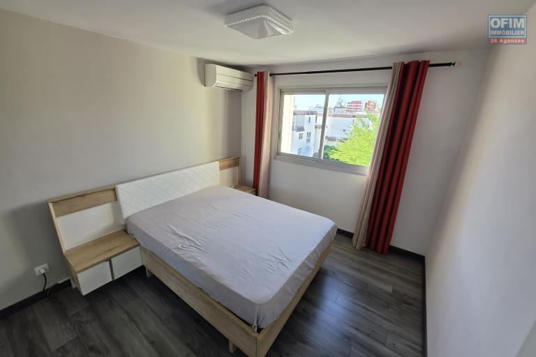 Superbe appartement T5 duplex de 124m2 entièrement refait à neuf et vendu meublé.