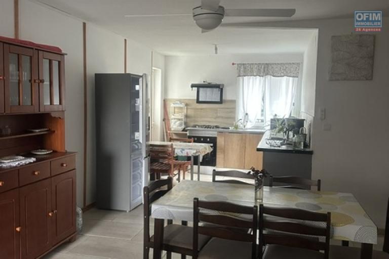 Charmant meublé de 2 chambres