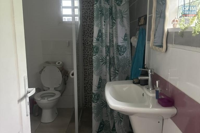 Charmant meublé de 2 chambres