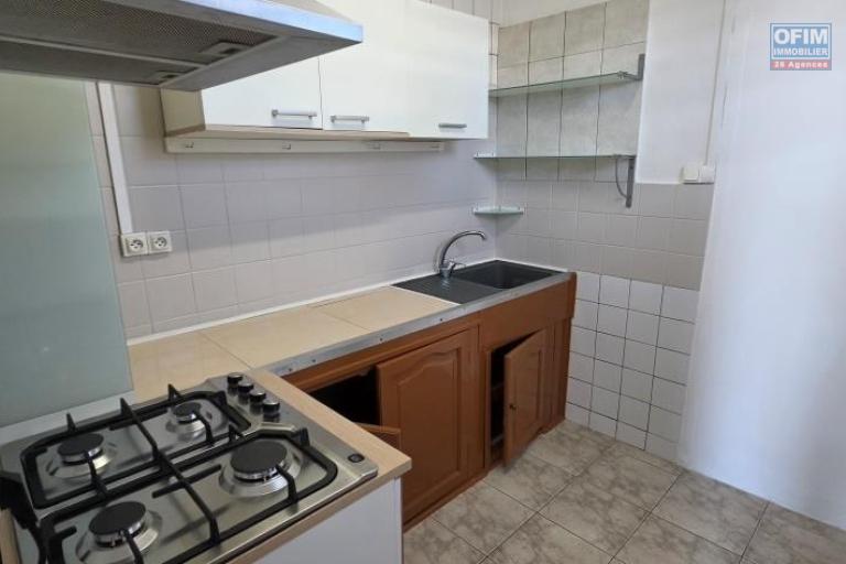 A louer joli appartement /maison F3 entièrement rénové le Tampon proche centre ville
