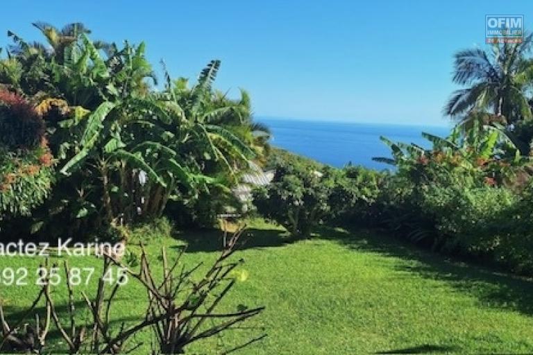 En vente charmante maison créole vue mer à La Montagne